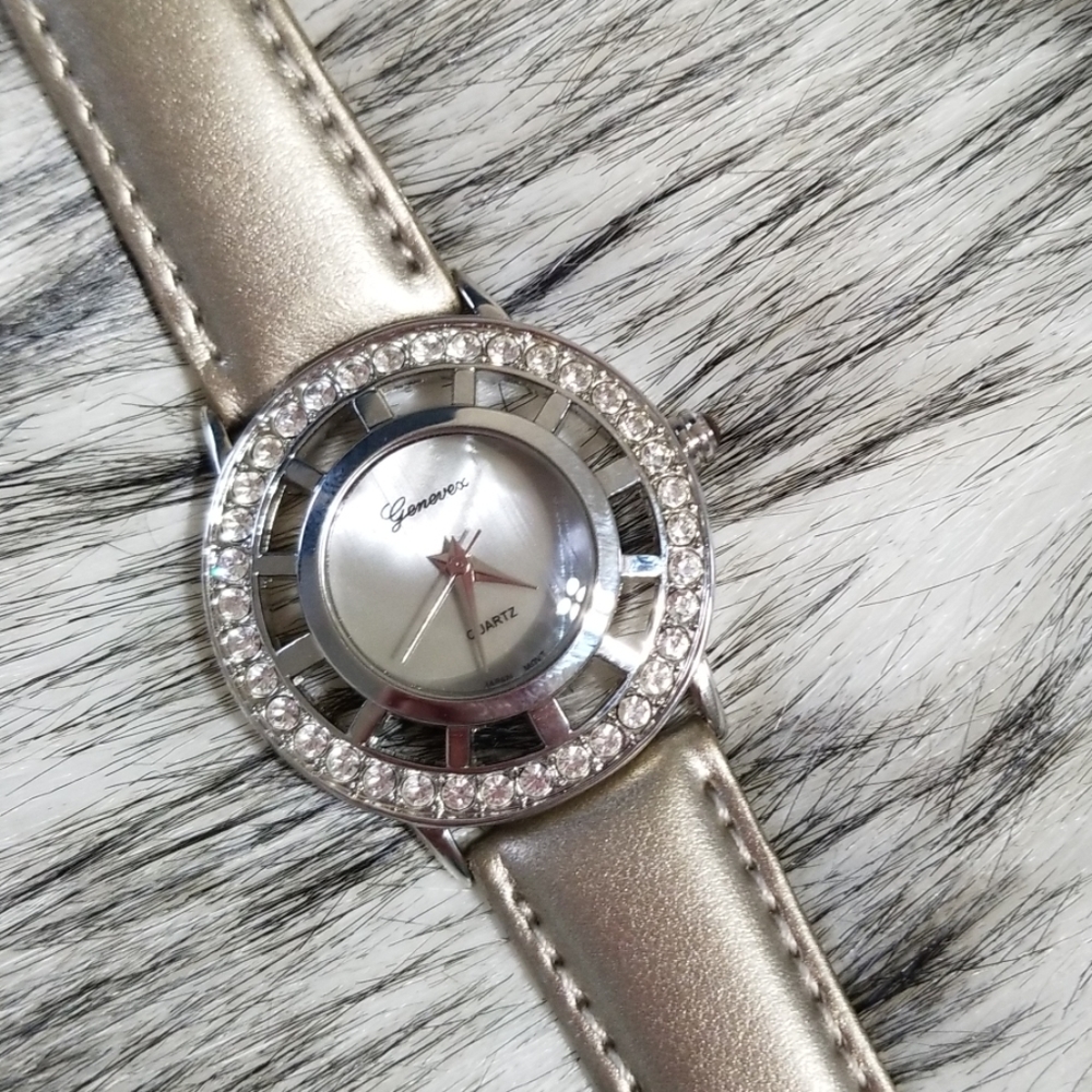 Genevex Women's Quartz Watch Champagne Leather